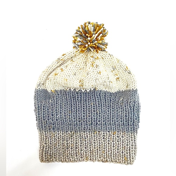 NWT HandKnit Unisex Neutral Tones Slouch Beanie Hat w/ PomPom One Size Fits Most - Picture 3 of 8